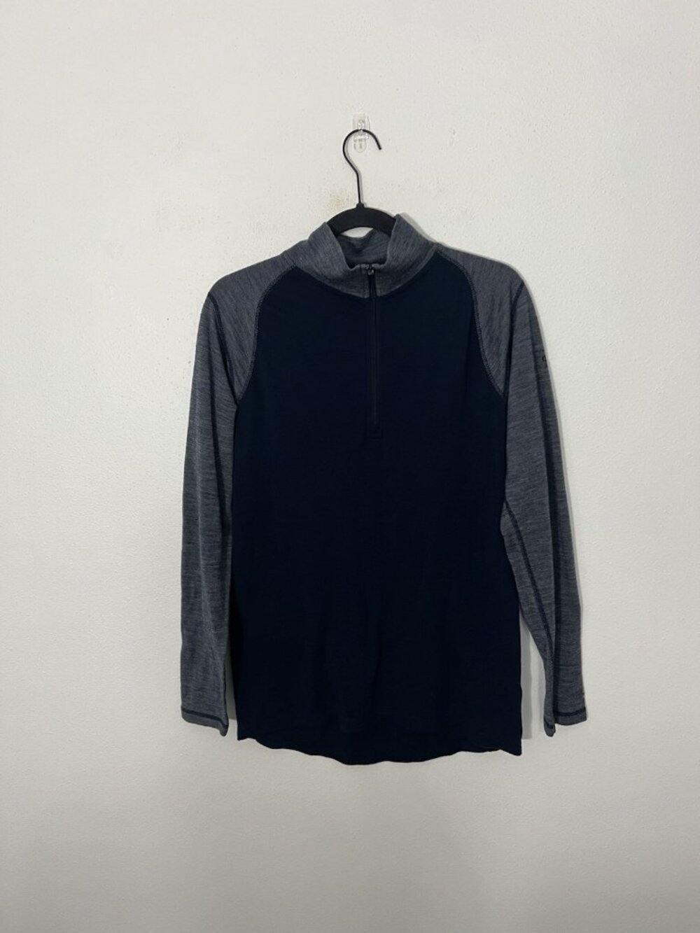Smartwool Mens Base layer Shirt Navy Blue Heathered Size Medium 1/4 Zip
